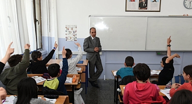 MEB Tarafından "Depremden Etkilenen Öğrencileri İzleme Grubu" Oluşturuldu