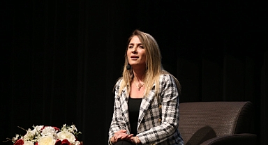Rize'de "Sabırlı Aileler, Mutlu Çocuklar" Konferansı Düzenlendi