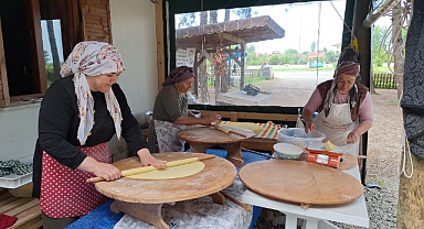Kooperatif Kuran 10 Kadın, Organik Ürünler Üretip Satıyor