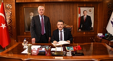 Başkan Genç, Of'ta Konuştu "Of'umuzu Hizmetlerle Donatacağız"