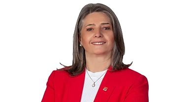 Sibel Suiçmez'den Atatürk Portresine Yapılan Saldırıya Sert Tepki