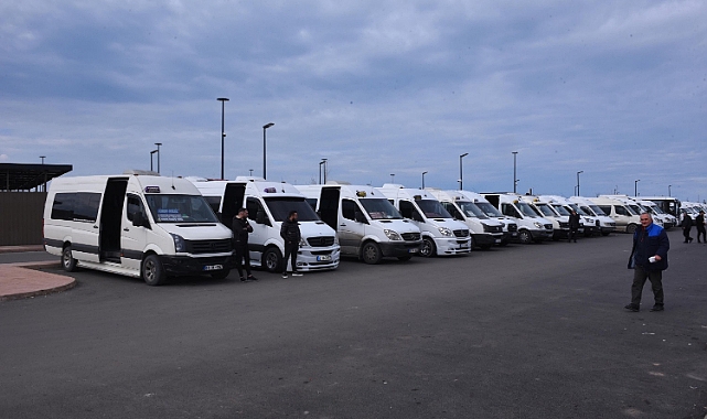 Çömlekçi'deki İlçe Dolmuşları Pazarkapı'ya Taşındı