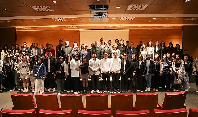 Başkan Faruk Özlü, Üniversiteli Gençlere Tarımın Geleceğini Anlattı