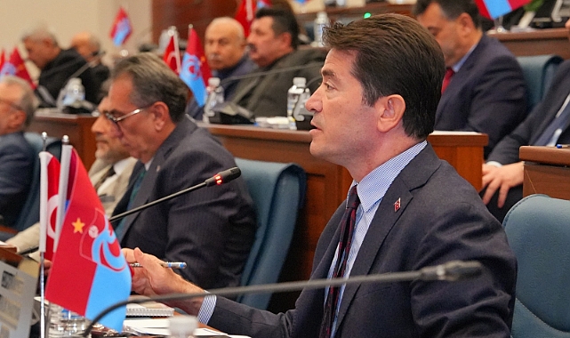 Trabzon Büyükşehir Meclisi'nde Siyasi Gerilim: Ahmet Kaya'dan AK Parti'ye Sert Yanıt!
