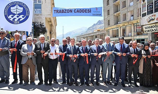 Şemdinli'de Tarihi Adım: Trabzon Caddesi Açıldı, Kardeş Şehir Protokolü İmzalandı!