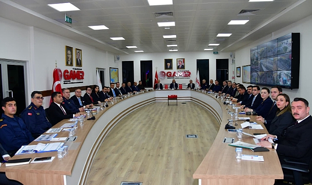 İl Güvenlik ve Asayiş Koordinasyon Kurulu Toplantısı, Vali Aziz Yıldırım Başkanlığı'nda Toplandı
