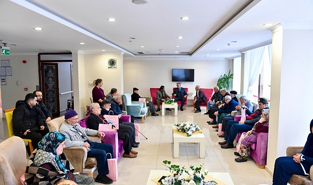 Ortahisar Belediyesi, Huzurevi Sakinlerinin Yeni Yılını Kutladı