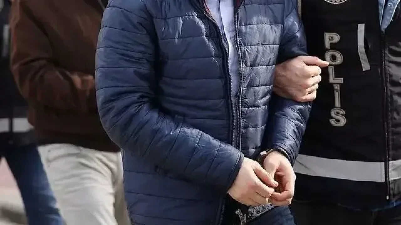 13 İlde FETÖ Operasyonu: 19 Şüpheli Gözaltında